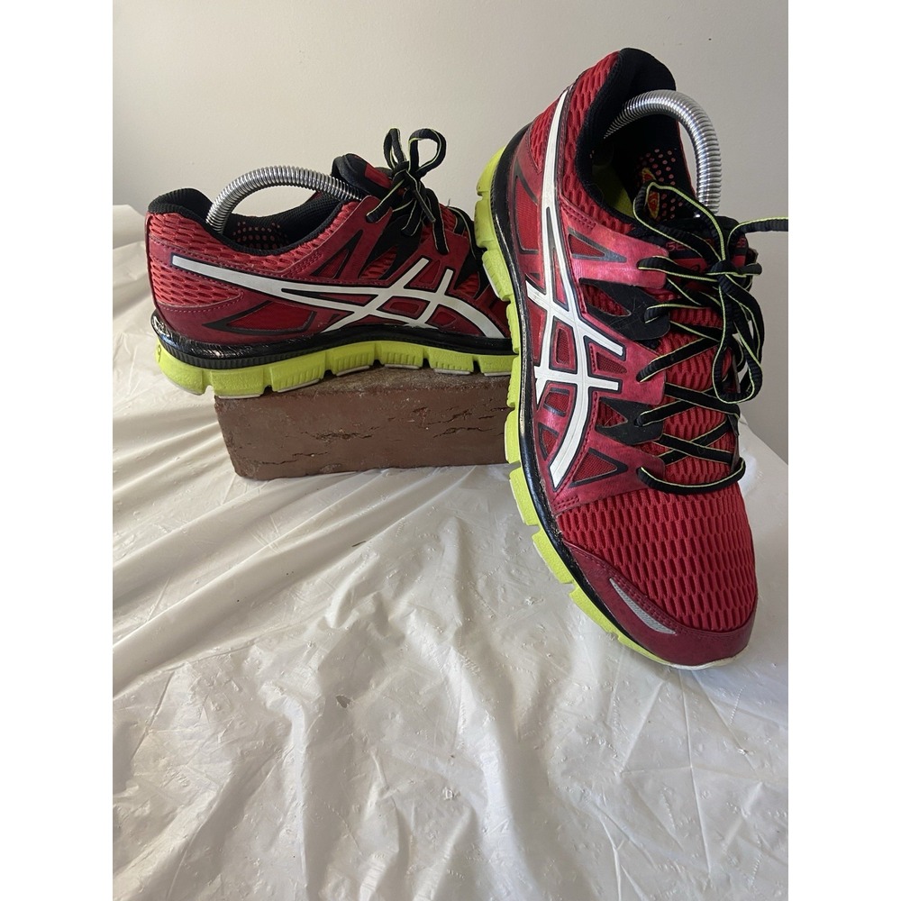 Men's ASICS Red/ Lime/ White Gel Blur 33 Athletic Shoes- Size 9-Very Clean